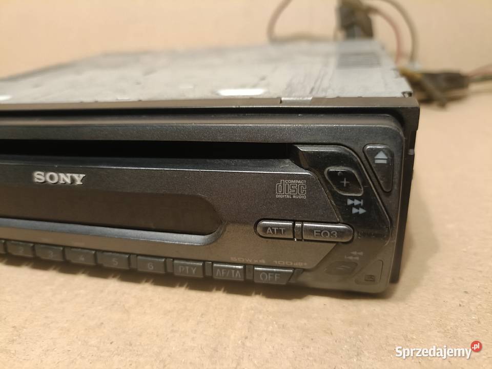SONY CDXS2000 z kostką