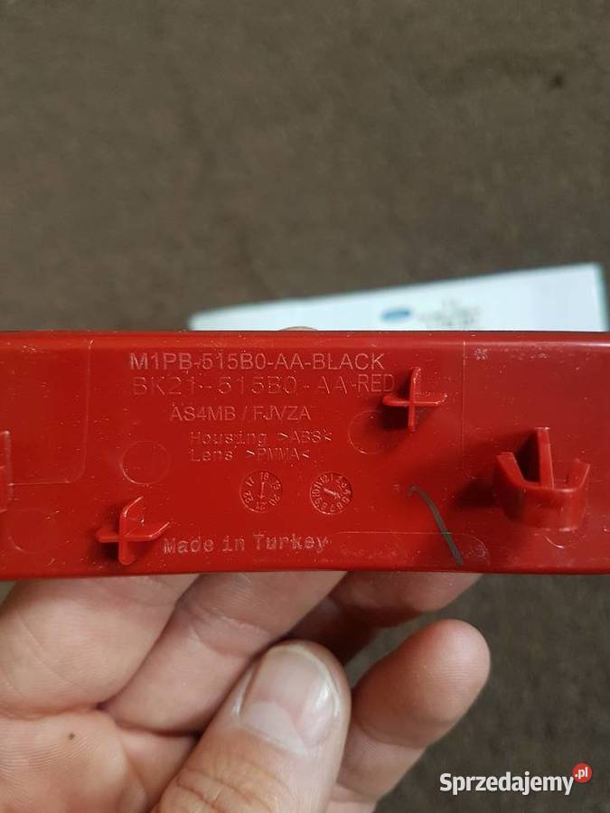 ODBLASK PRAWY TYŁ CUSTOM 12 18 TRANSIT 14 19 Uniwersalne Cieszyn sprzedam