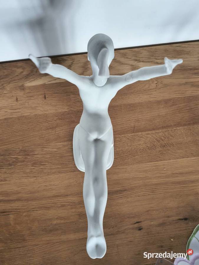 Figurka porcelanowa biały biskwit mistrzyni Szczecin