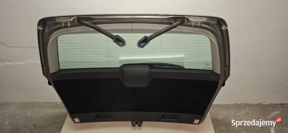 Klapa bagażnika Mercedes W204 Klapy bagażnika Sandomierz