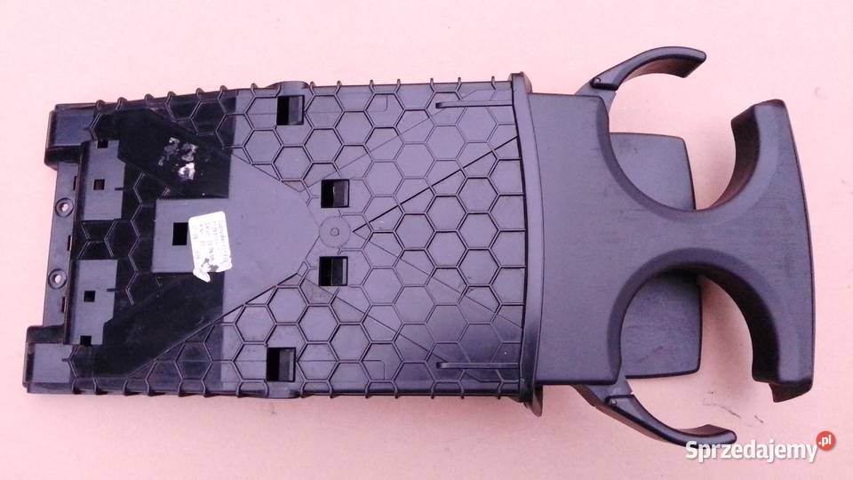 Uchwyt na kubki w tylny podłokietnik BMW 7 F01