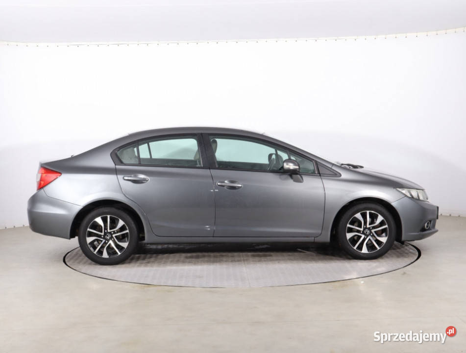 Honda Civic 18 iVTEC manualna Piaseczno