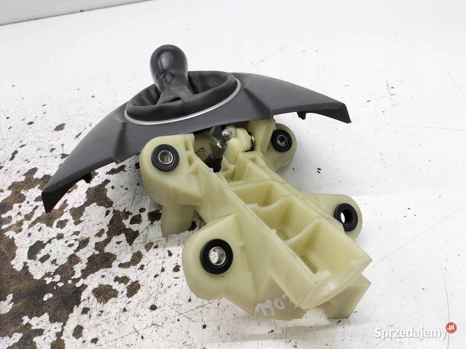 LEWAREK SKRZYNI BIEGÓW WYBIERAK MANUAL 16 D DE 5 Rok produkcji 2011 świętokrzyskie