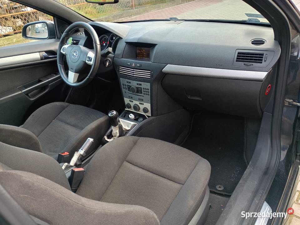 Sprzedam opel astra GTC SPORT Jasło