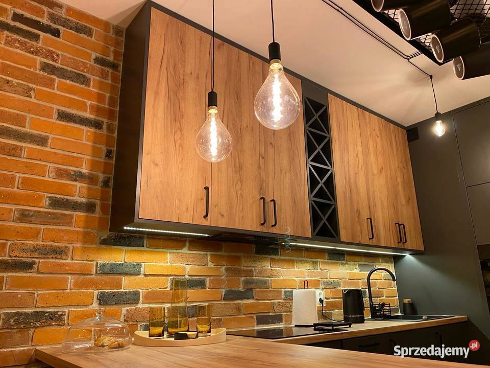 Płytki cięte ze środka cegły rozbiórkowej śląskie