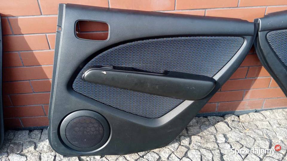 Mitsubishi Outlander I boczki drzwi przód tył Rok produkcji 2006 Radlin