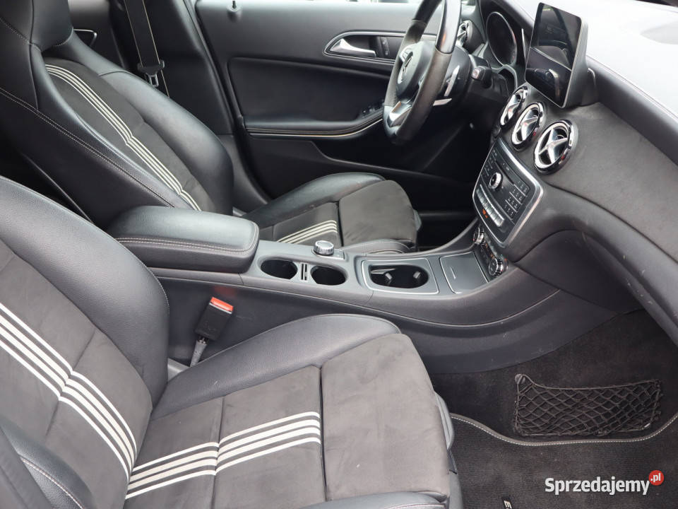 Mercedes GLA GLA 220 4MATIC 4/5 Katowice