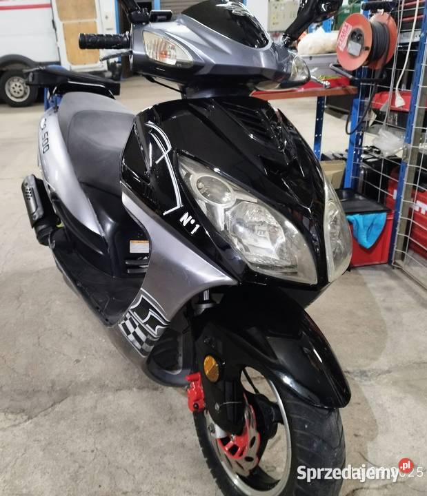 Skuter Zipp quantum GP 500 5080 bezwypadkowy pomorskie Wejherowo