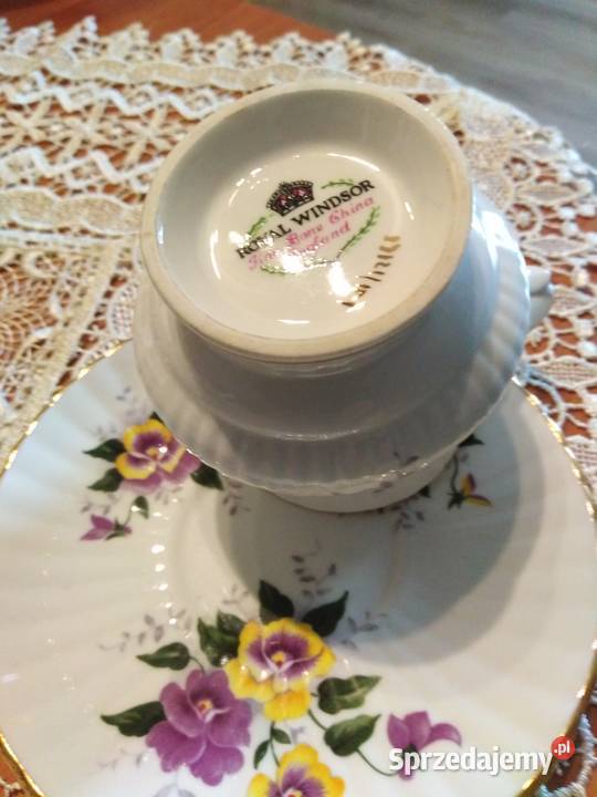 Filiżanka angielska Brzeg