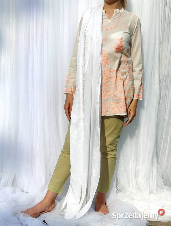 Duża chusta szal dupatta haftowana biała bawełna Pozostałe Szczecin sprzedam