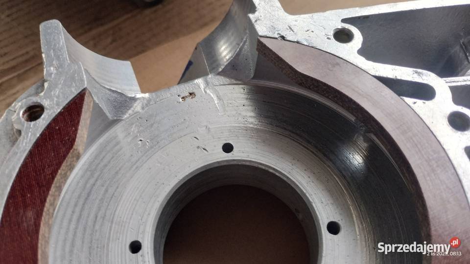 MZ ETZ 125150175 Podkowa wypełniacz skrzyni Silniki Dobryniów