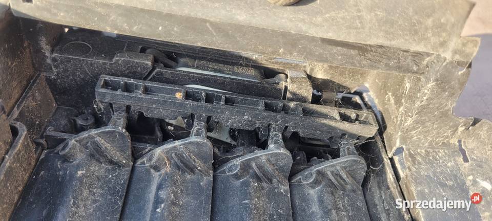 SKODA OCTAVIA IV KIEROWNICA POWIETRZA WLOT Części samochodowe Ruda Śląska