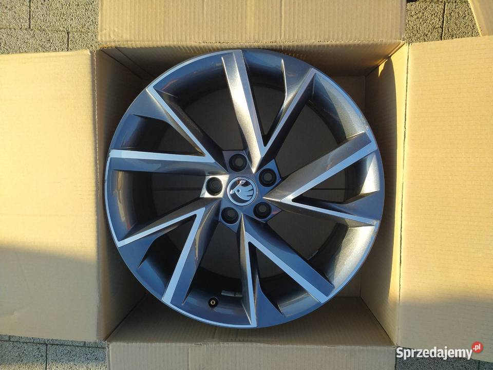 Oryginale felgi Skoda Vega 19 Superb Octavia Samochodowe pomorskie Bytów