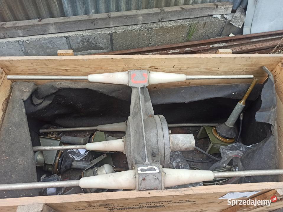 Antena EG2 099 000 łączność satelitarna wojskowa łódzkie Skierniewice