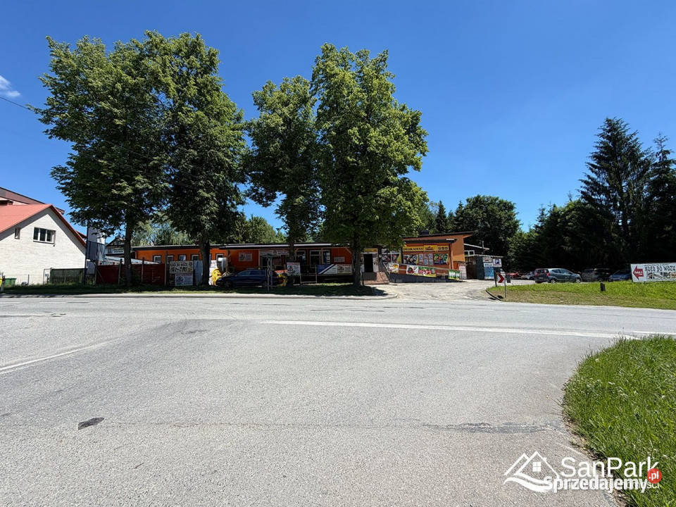Lokal 570m2 Czarna