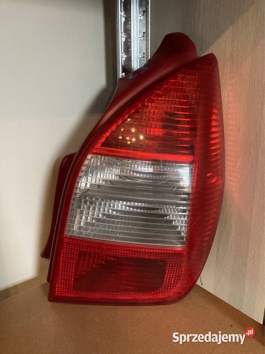 Lampa prawy tył Citroen C2 osobowe