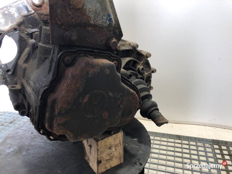 SKRZYNIA BIEGÓW VW TRANSPORTER T4 DCW 19 61 9004