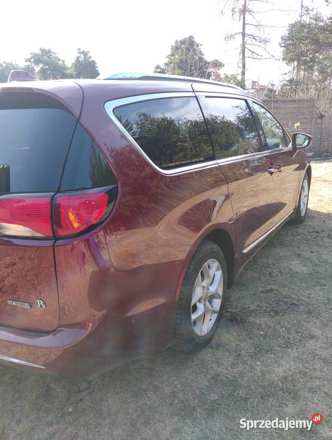 Minivan 8 osób 3605cm3 Józefów