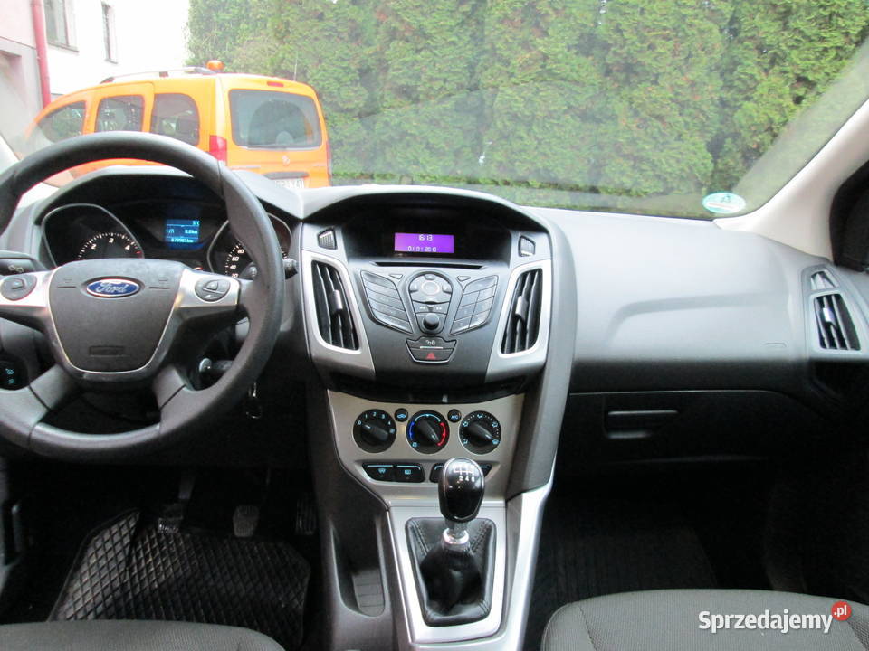 Auto bezwypadkowe Przebieg79 gniazdo USB Focus Motoryzacja