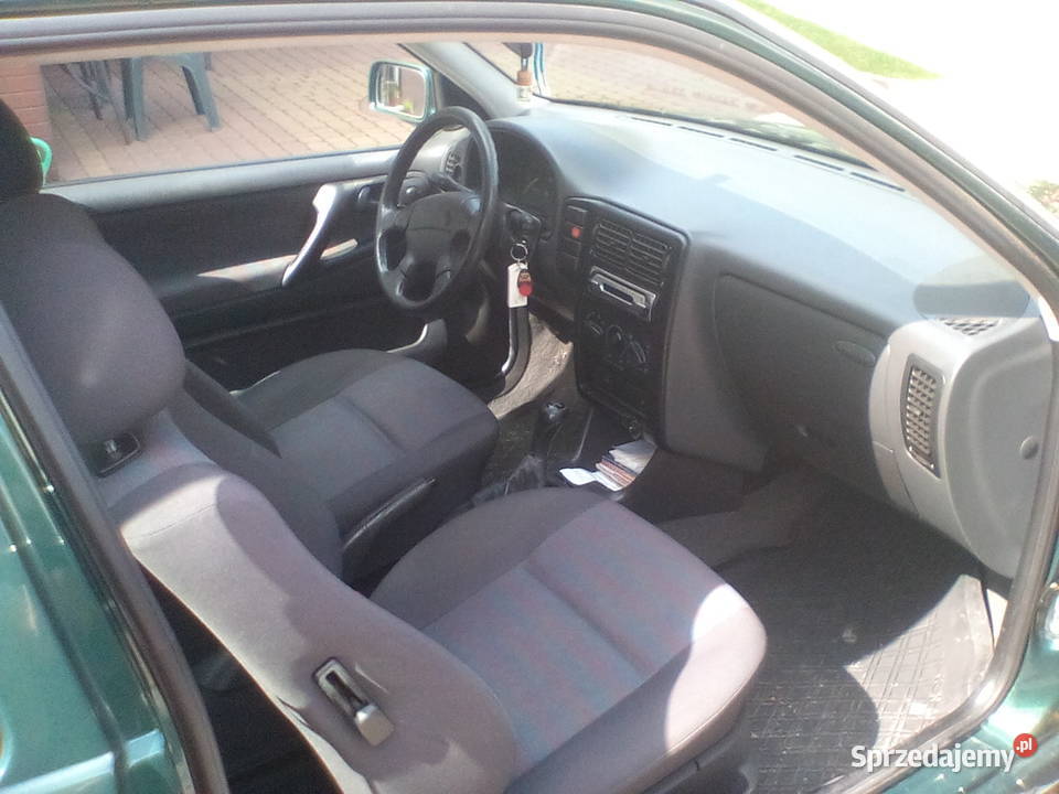 Samochód osobowy volkswagen polo 1 4 benzyna Zbydniów sprzedam