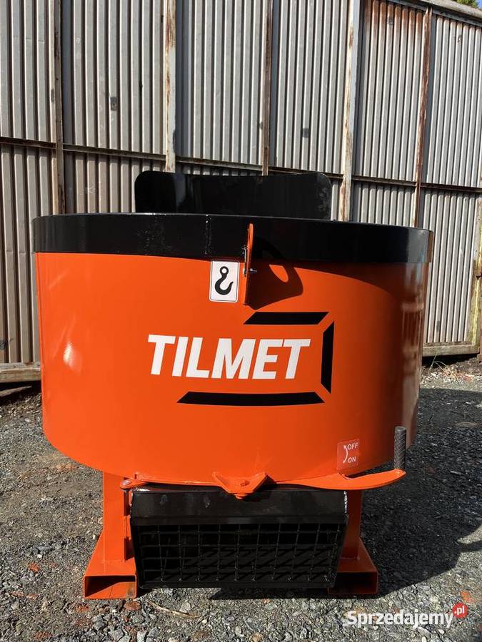 Betoniarka do ciągnika 800 L Mieszalnik TUZ Łowicz