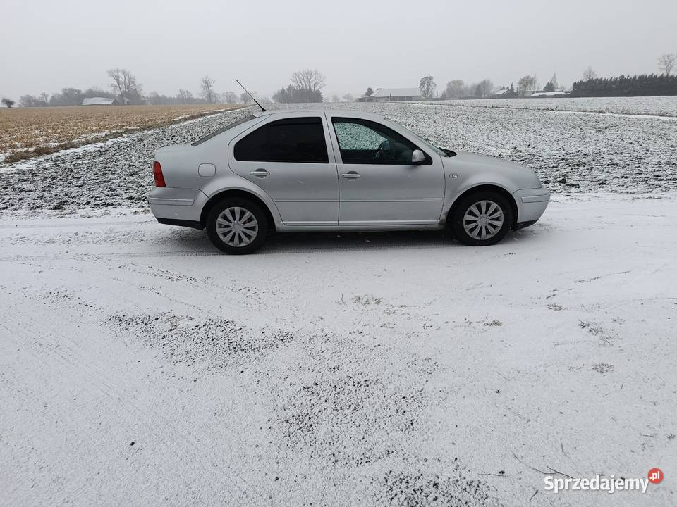 Wolkswagen Bora nieuszkodzony