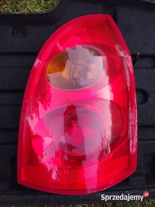 Lampa tylna prawa Nissan Primera P12 kombi łódzkie