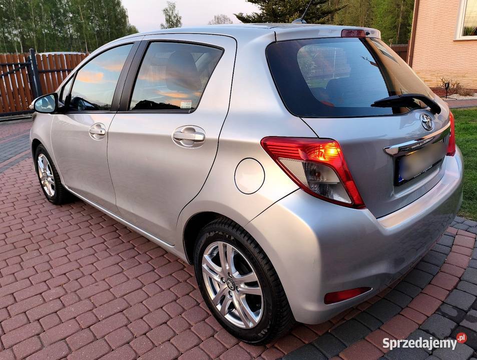 Toyota Yaris III 2012r Benzyna Zadbana Yaris Łochów