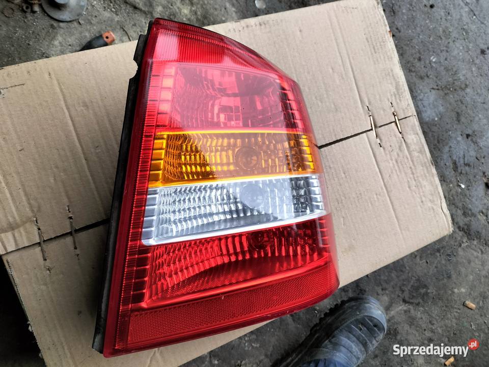 LAMPA TYŁ TYLNA PRAWA OPEL ASTRA II G 90521544 osobowe Kamień-Kolonia