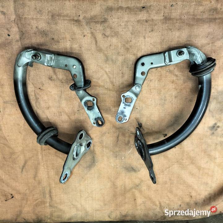 Zawiasy tylnej pokrywy bagażnika BMW E65 E66 Poręba