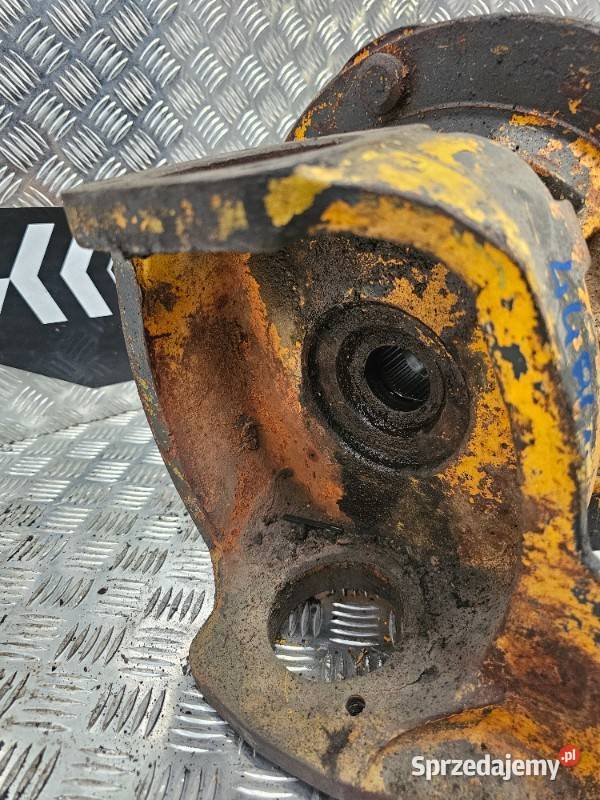 Prawa zwrotnica z piastą koła JCB 3CX 4CN 926 i Gdynia