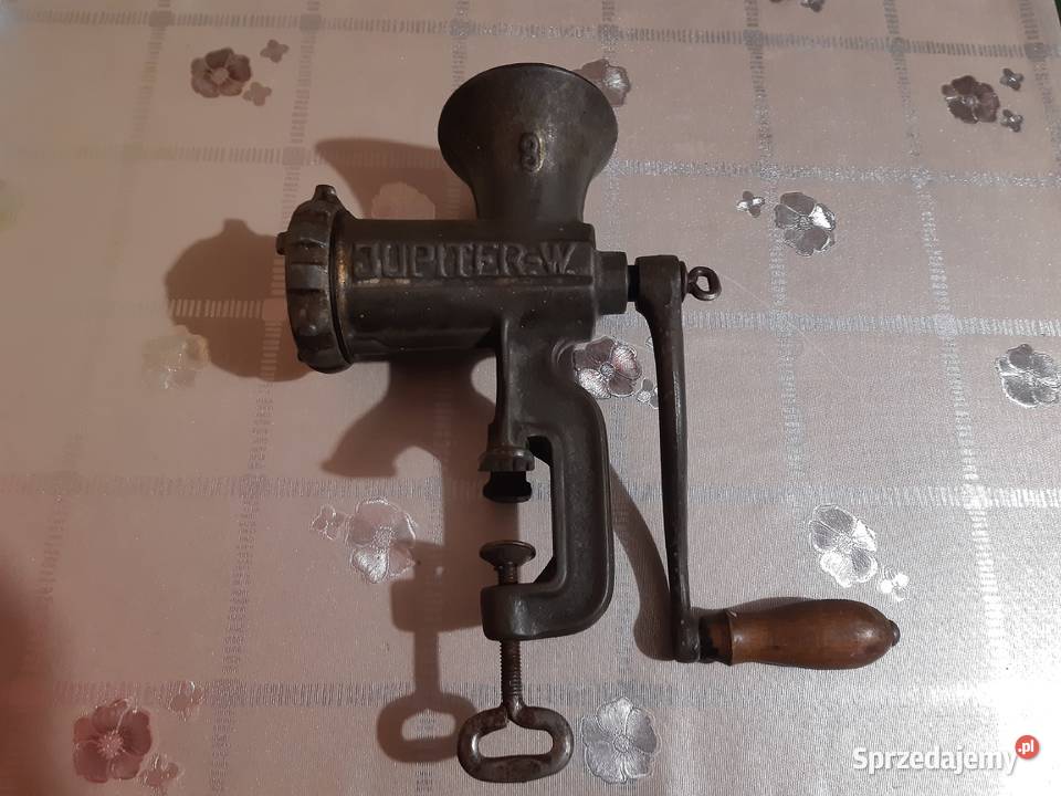 Stara maszynka do mielenia mięsa Jupiter W Nisko