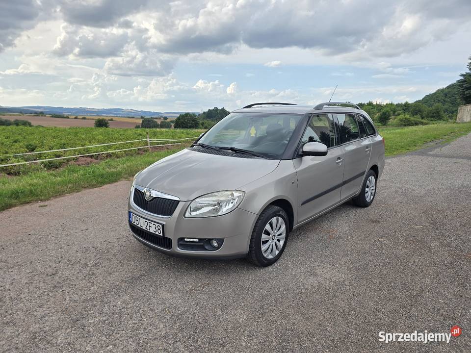 Skoda Fabia 16 benzyna 2011r 185 przebiegu poduszka powietrzna Sady Górne