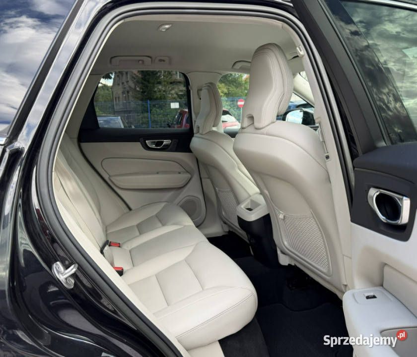 Volvo XC 60 B4Plus DarkGoogleGwarancja II 2017 dolnośląskie