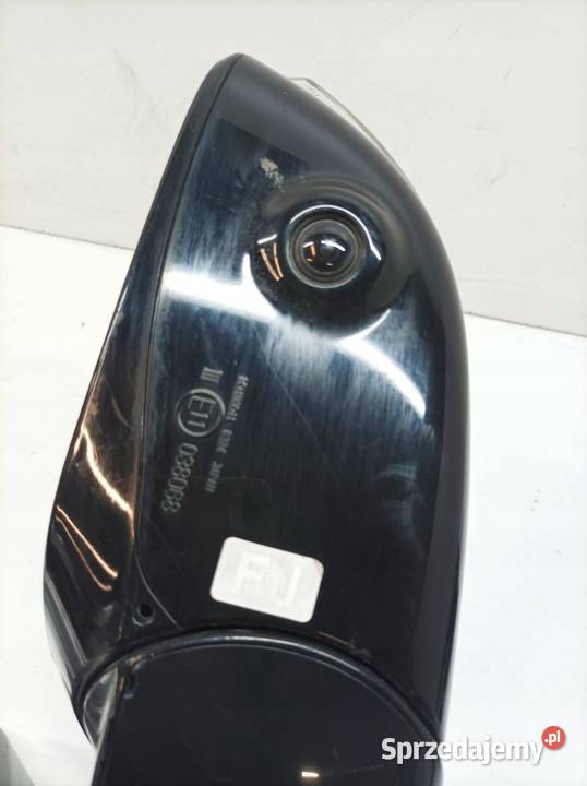 LUSTERKO PRAWE 18PIN EUROPA KAMERA Infiniti Q50 Rok produkcji 2017