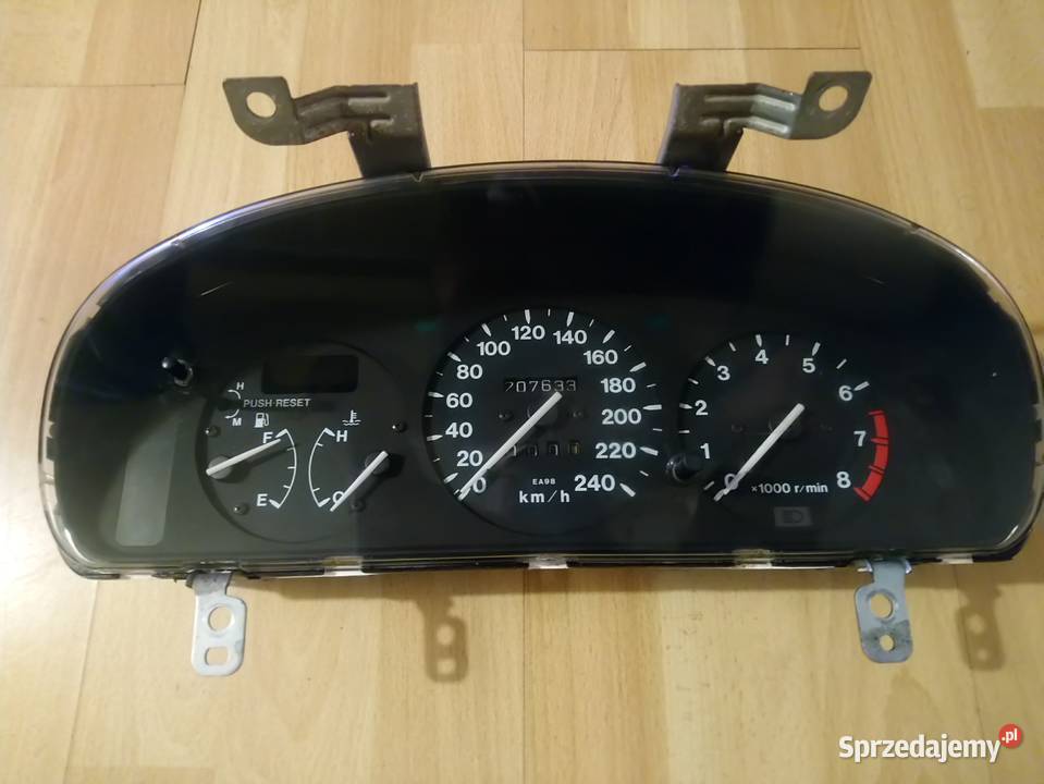 Sprzedam licznik do Mazdy MX3 Pilzno
