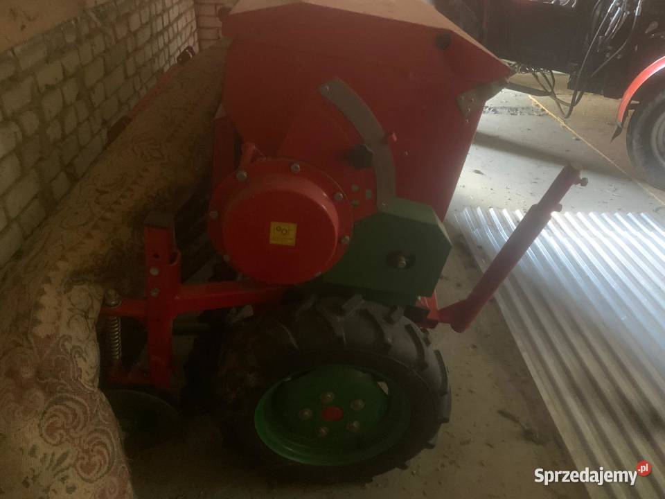 siewnik zbożowy nieuszkodzony świętokrzyskie Raczyce