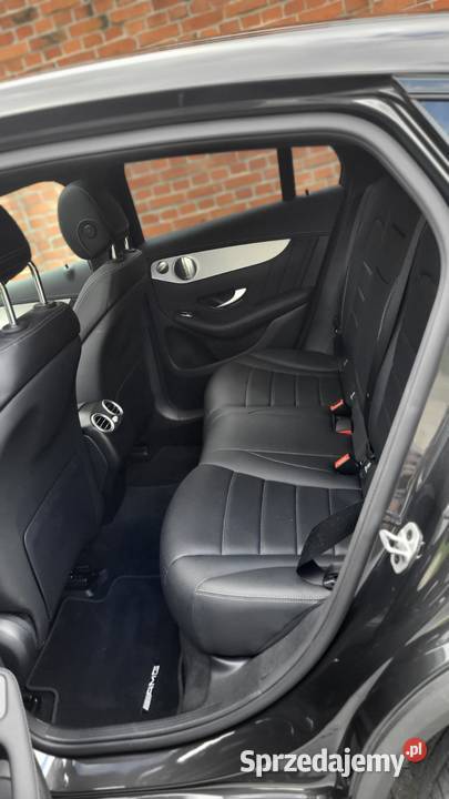 Mercedes GLC 300 model 253254 20 benzyna 2023 r 2000cm3 CLC kujawsko-pomorskie Podgórzyn