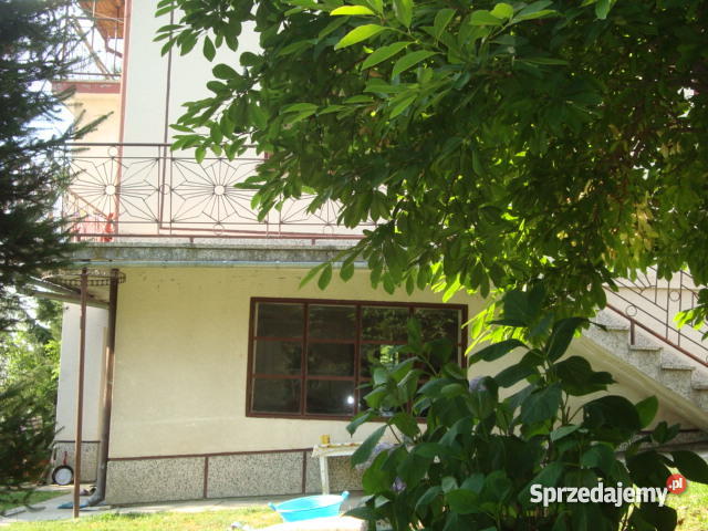 dom w i pięknej okolicy garaż Golcowa