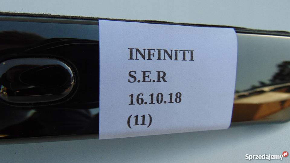 LISTWA KLAPY CIEMNA PRZYCISK INFINITI QX70 FX50 Karoseria Nowy Tomyśl