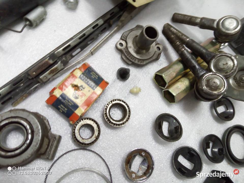 Fiat 126p Maluch FSM zestaw części auto PRL Przemyśl