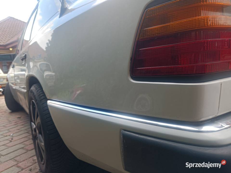 Suuper Mercedes w124 230e benzyna mazowieckie Pruszków