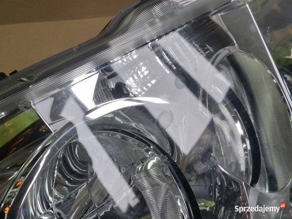 MERCEDES AROCS ANTOS REFLEKTOR PRAWY LAMPA PRAWA