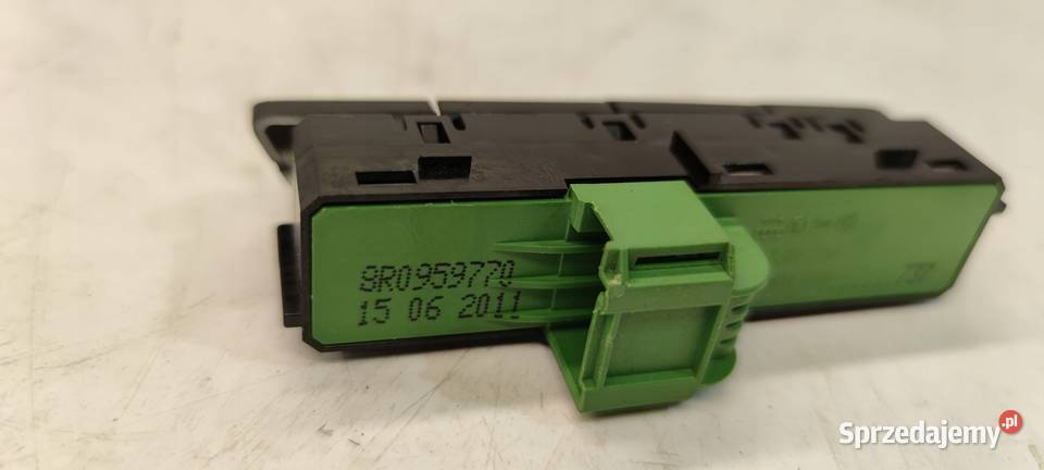 PANEL PAMIĘCI FOTELA PRAWY PRZÓD AUDI Q5 Panele sterowania, przełączniki Przystajń