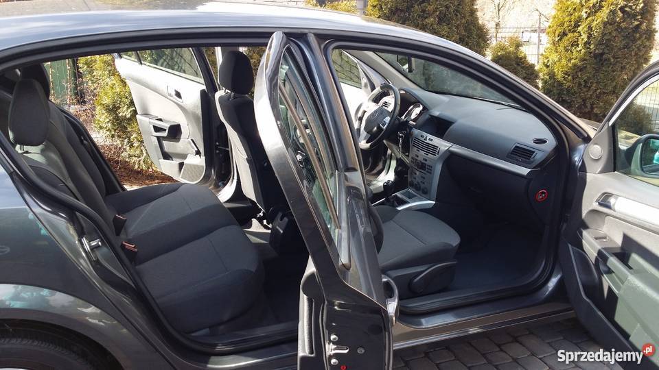 Opel Astra H 2009 145 000 Benzyna Hatchback małopolskie Wielmoża