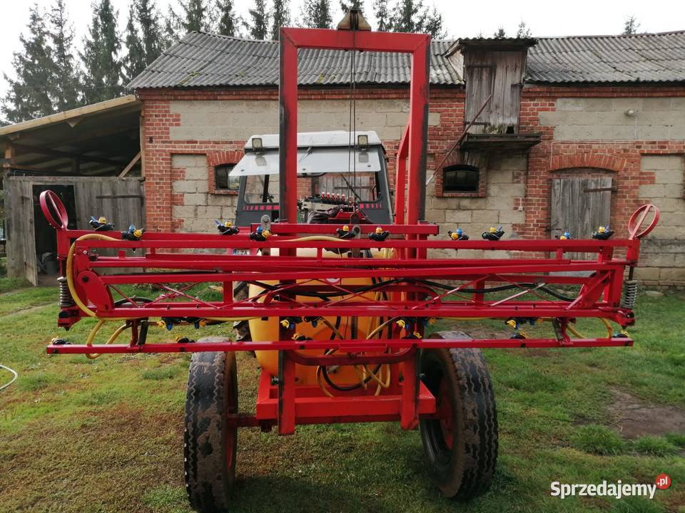 Sprzedam opryskiwacz ciągany 12m 1000l Opryskiwacze Skomorochy Małe