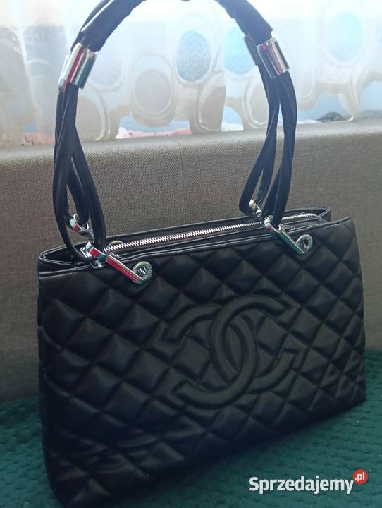 Czarna pikowana torebka Mszana Dolna