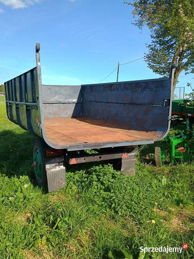 Przyczepy wywrotki Sierakowice