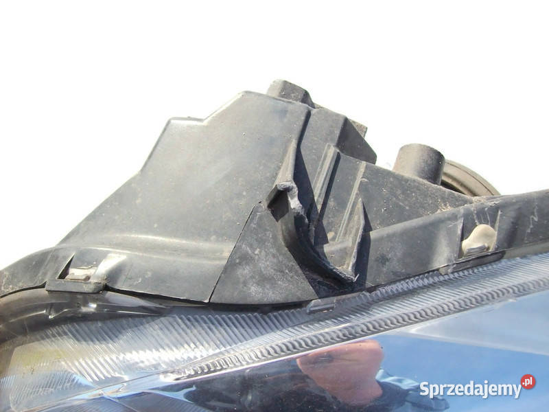 Yaris II Lampa lewy przod przednia lewa Valeo Mińsk Mazowiecki
