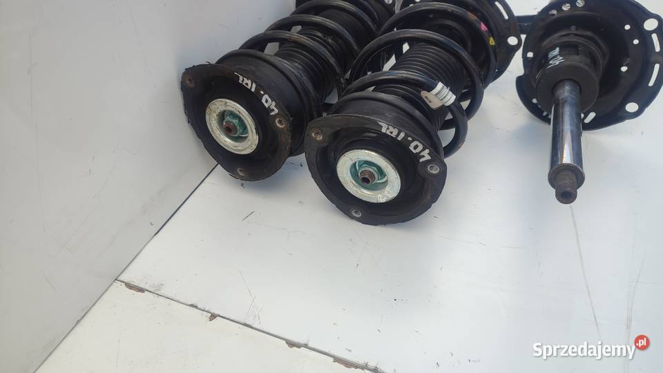 AMORTYZATOR LEWY PRAWY PRZÓD VW PASSAT B8 świętokrzyskie Włoszczowa